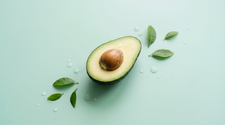 Avocat pour la peau : bienfaits et utilisations beauté à connaître